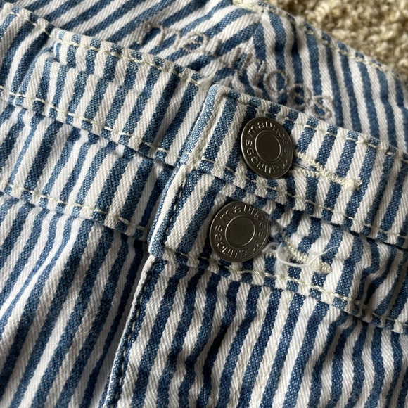 Maurice’s Hight Rise Double Button Skirt 💙🤍 - Picture 4 of 8